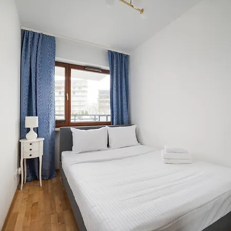 Apartamento Sakura Deluxe Aparment