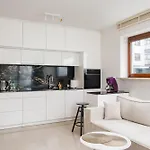 Sakura Deluxe Aparment By Bookinghost Βαρσοβία