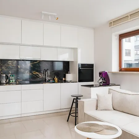 Sakura Deluxe Aparment By Bookinghost Warschau