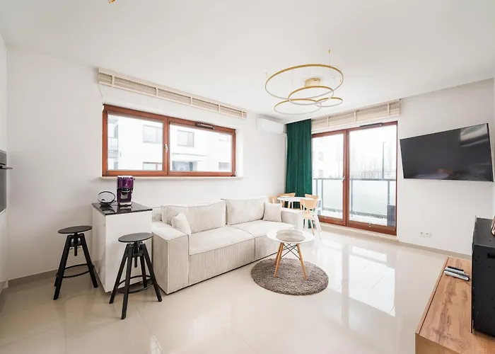 Sakura Deluxe Aparment By Bookinghost *