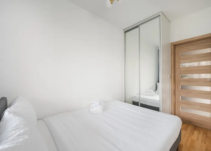 Apartament Sakura Deluxe Aparment By Bookinghost Warszawa